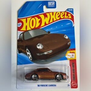 Hot Wheels 1996 PORSCHE CARRERA HW: THEN AND NOW 4/10